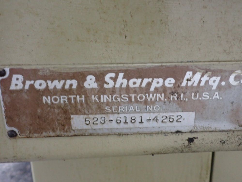 Brown & Sharpe Surface Grinder