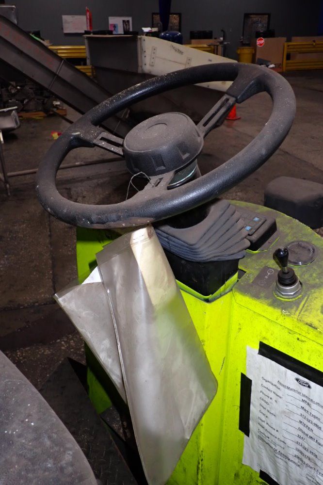 Clark 725 Lbs Tow Tractor - Ctt-3