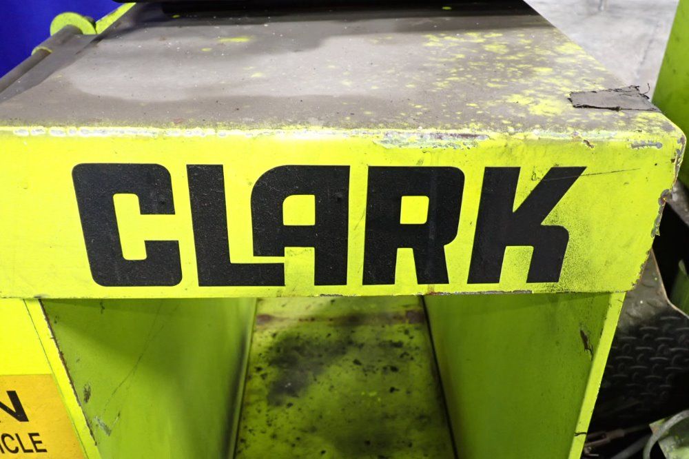 Clark 725 Lbs Tow Tractor - Ctt-3