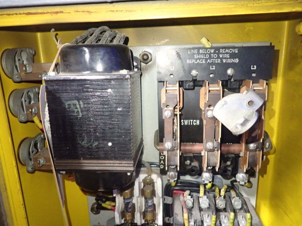 Brown & Sharpe 6" X 26" Surface Grinder - 2l