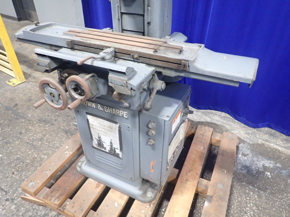 Brown & Sharpe 6" X 26" Surface Grinder - 2l