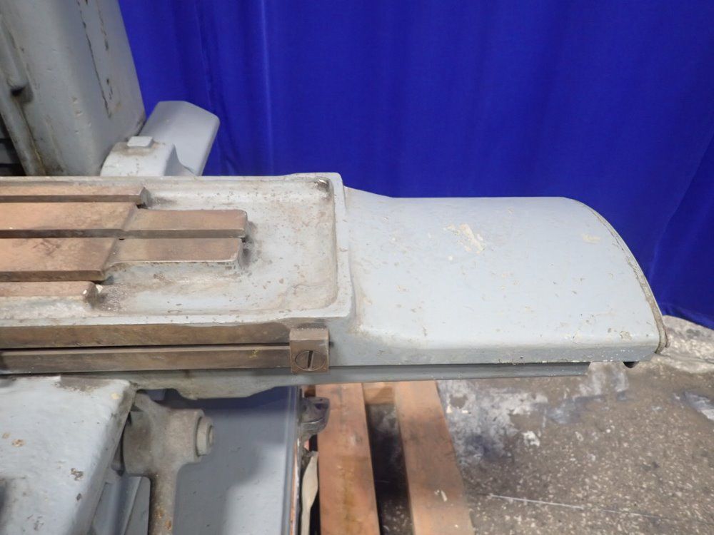 Brown & Sharpe 6" X 26" Surface Grinder - 2l