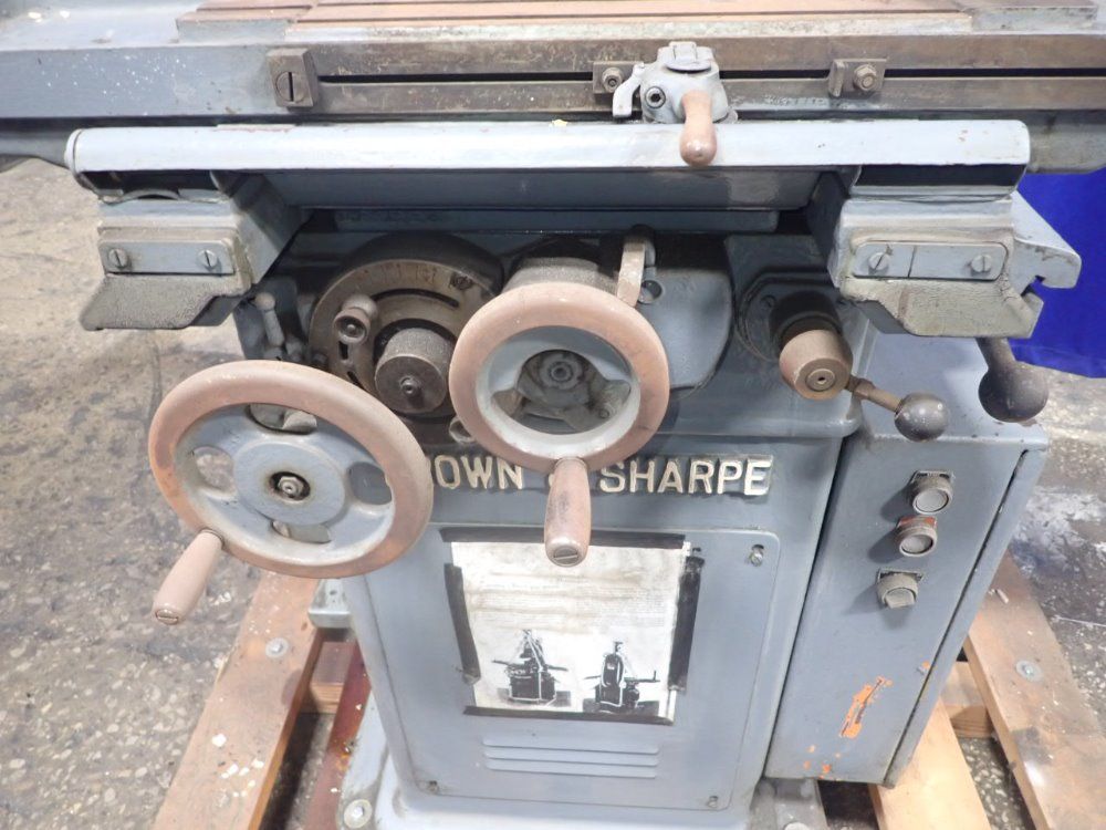 Brown & Sharpe 6" X 26" Surface Grinder - 2l