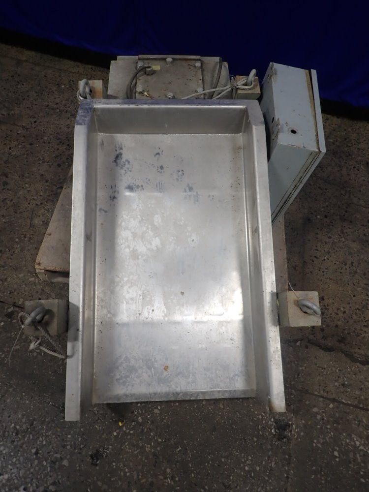 Eriez 70 B Vibratory Feeder - 70b