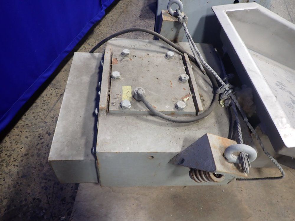 Eriez 70 B Vibratory Feeder - 70b