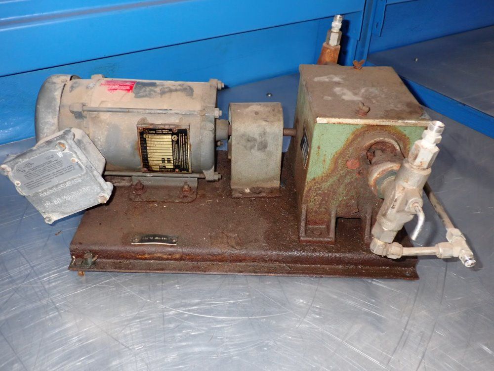 Texsteam 8oz-1.5gal/day Chemical Injection Pump And Motor - 4103-2p