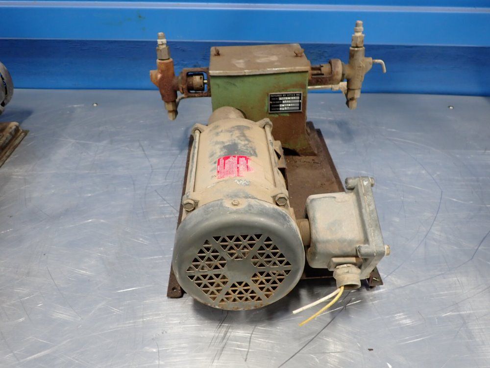 Texsteam 8oz-1.5gal/day Chemical Injection Pump And Motor - 4103-2p