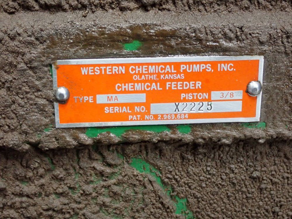 Western Chemical Pumps 3.5-35 Injections Per Minute/16oz-22gal/day Chemical Injection Pump And Motor - Type Ma