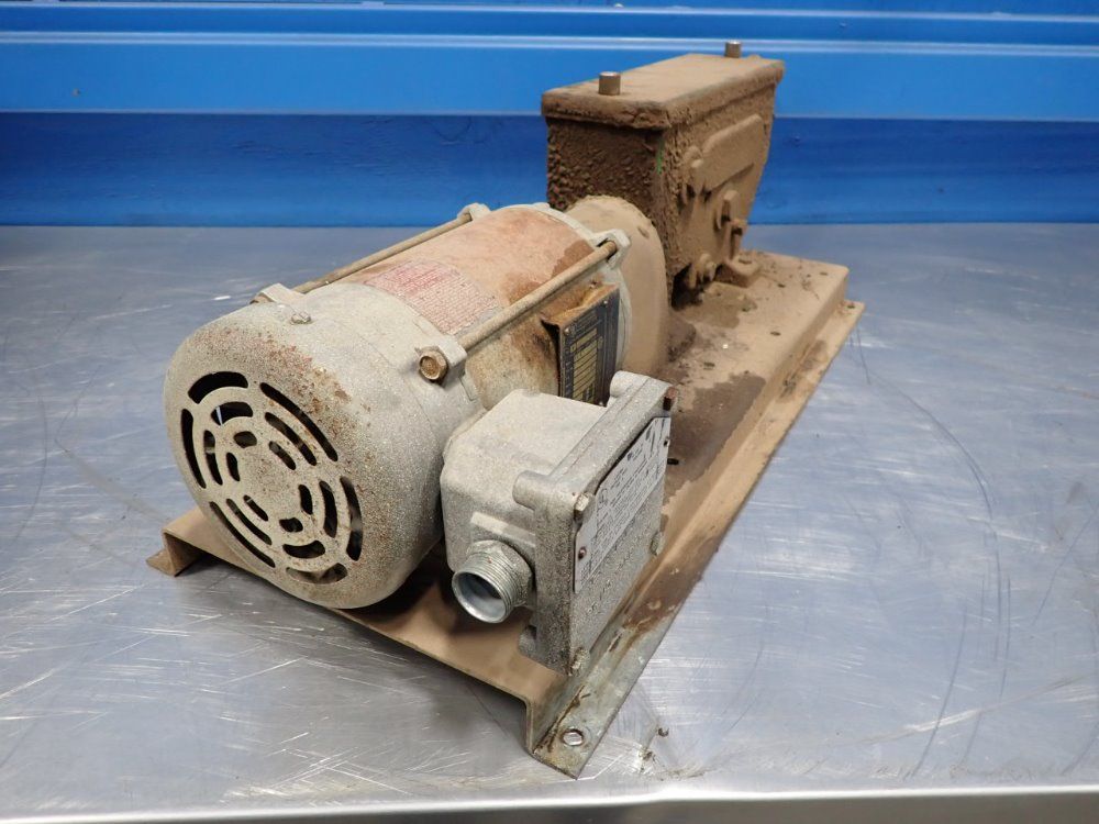 Western Chemical Pumps 3.5-35 Injections Per Minute/16oz-22gal/day Chemical Injection Pump And Motor - Type Ma