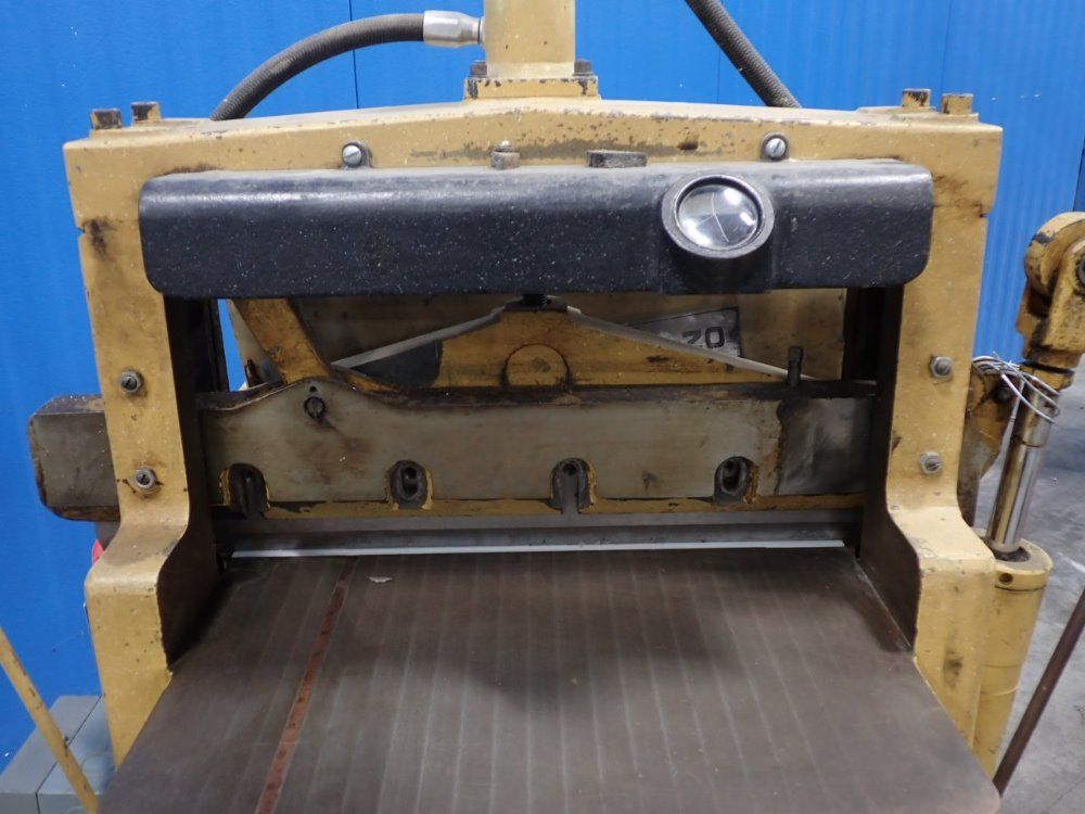 Challenge 19"w Paper Cutter - Hb