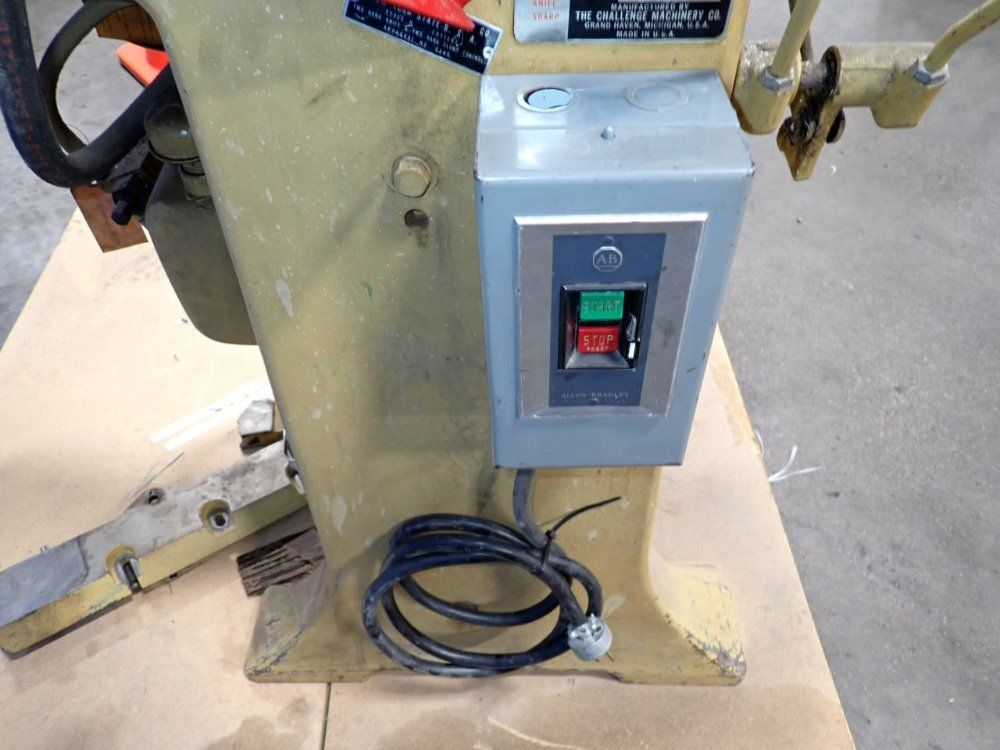 Challenge 19"w Paper Cutter - Hb