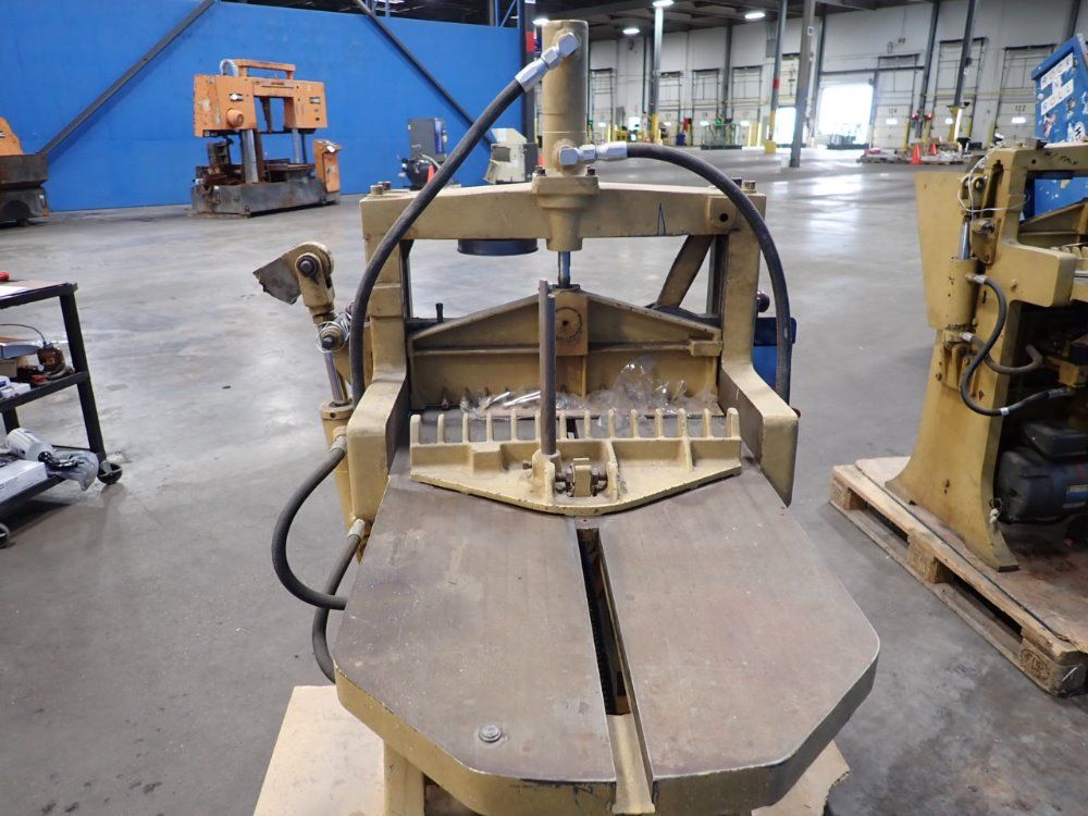 Challenge 19"w Paper Cutter - Hb