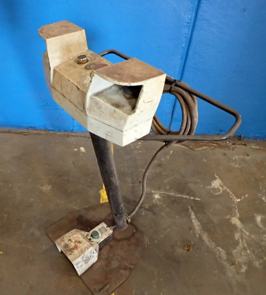 Jmt 352 Ton, 14" St, 146" Frame To Frame, 24" Daylight Cnc Press Brake - Ad-r 43320