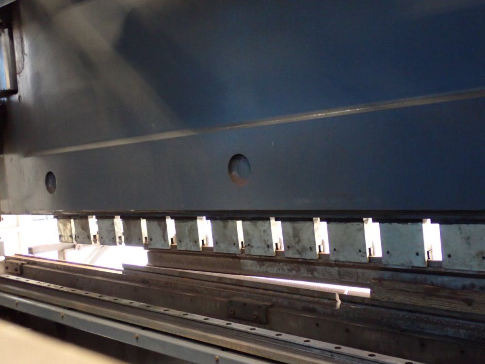 Jmt 352 Ton, 14" St, 146" Frame To Frame, 24" Daylight Cnc Press Brake - Ad-r 43320