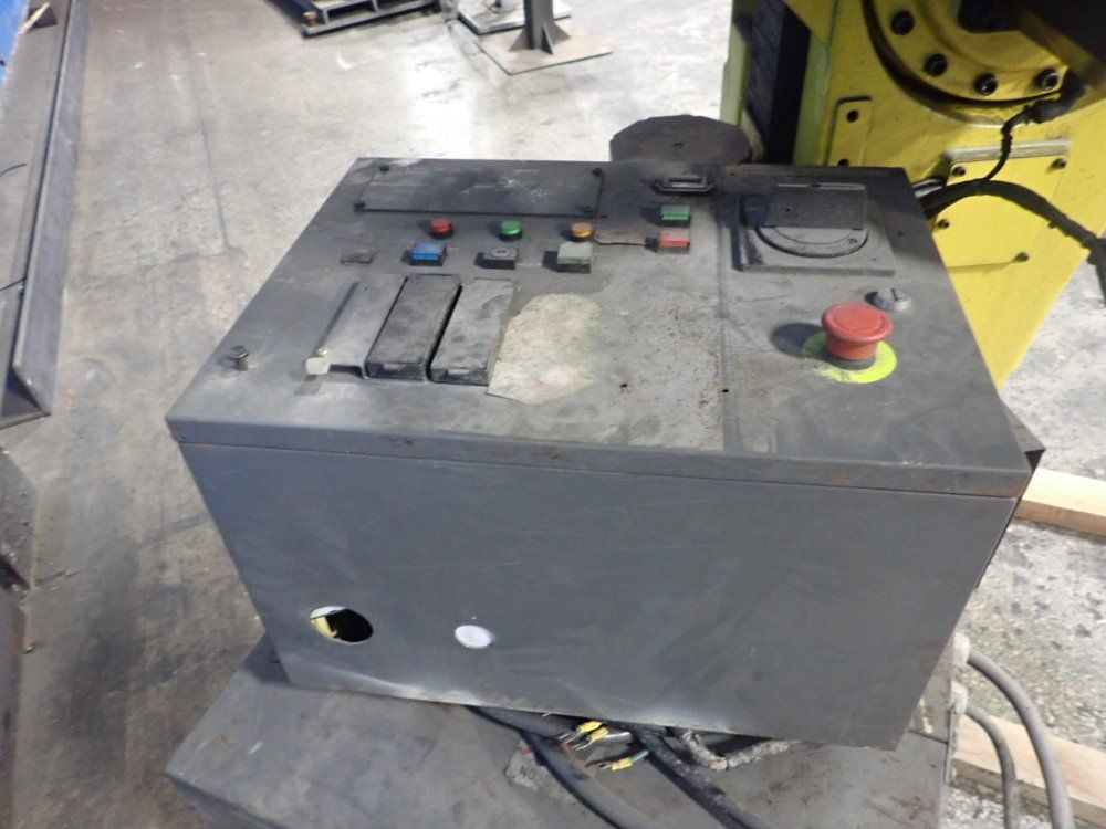 Fanuc S-420if Robot - S-420if