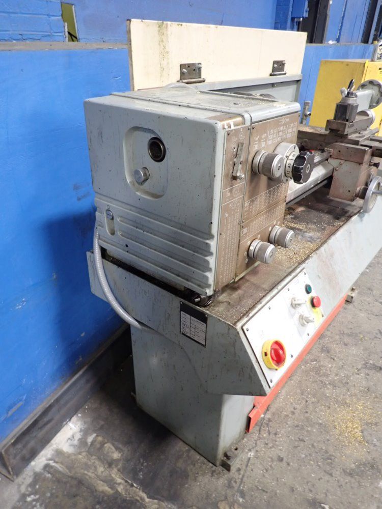 Clausing 11" X 31" Lathe