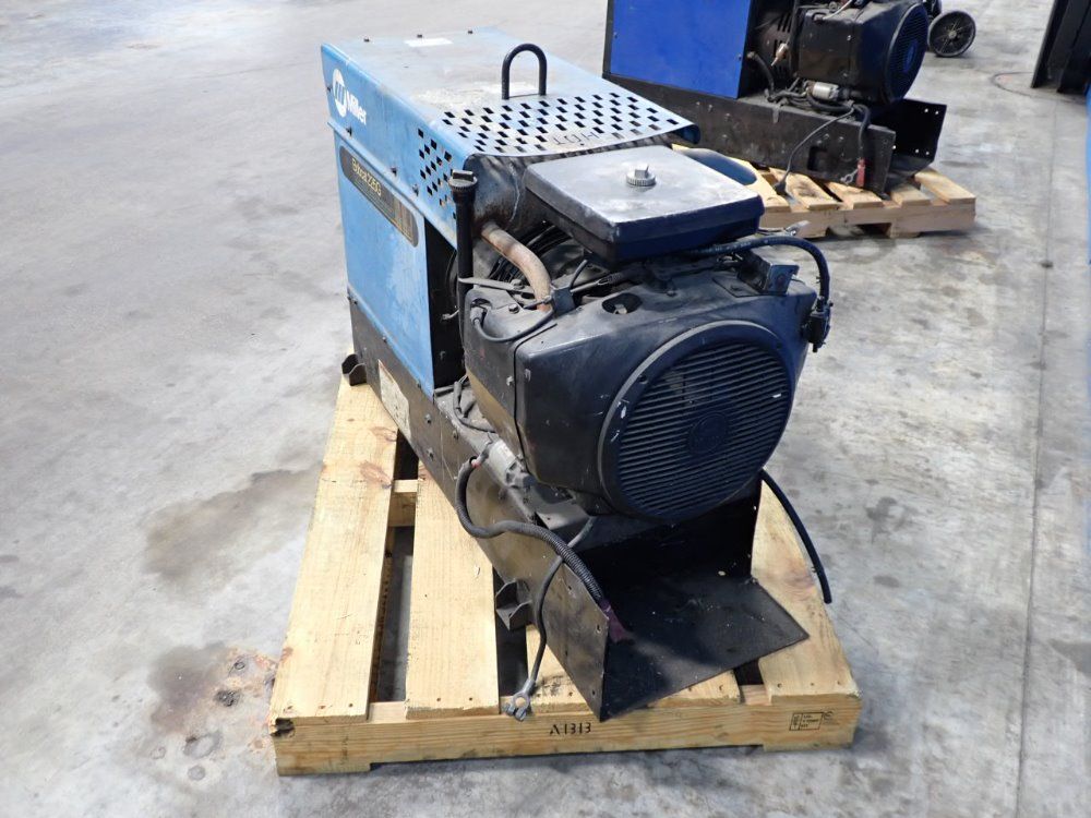 Miller 8.5kw Max, 3700rpm Max Gas Engine Welder/generator - Bobcat 225g