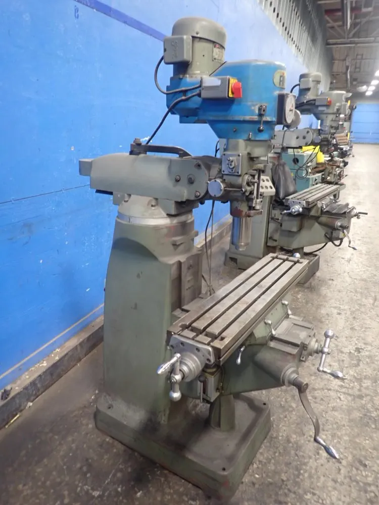 First 9" X 42" Lc-1 1/2 Vs Vertical Mill - Lc-1 1/2 Vs