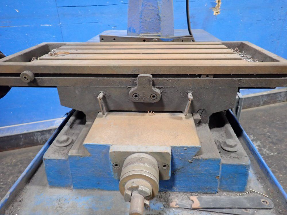 Rutland 23 1/2" X 9" Rf-30 Vertical Mill - Rf-30