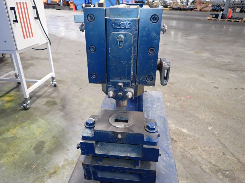 Roper Whitney 8 Ton Pexto Punch - 34