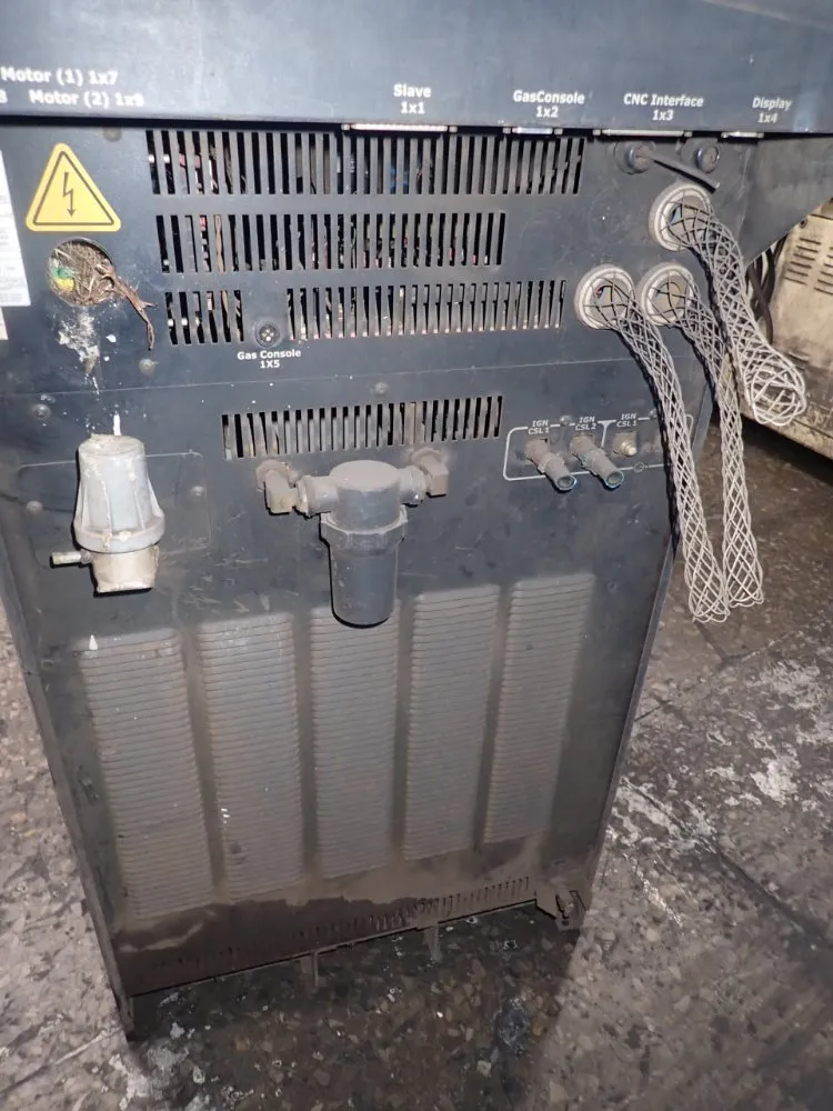 Hypertherm 200 Amp Hd4070 Plasma Cutting System - Hd4070