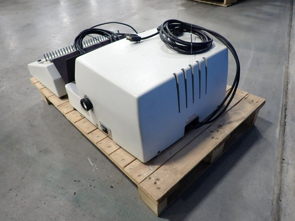 General Binding Co. Binding Machine - 110eb-2