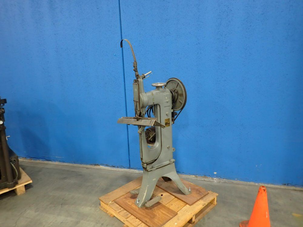 Bostitch Wire Stitcher - 7