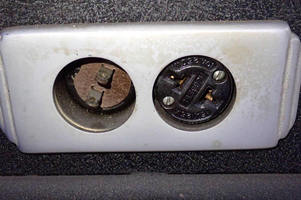 Vinco Corp 20" Width 55-51 Tool Grinder - 55-51