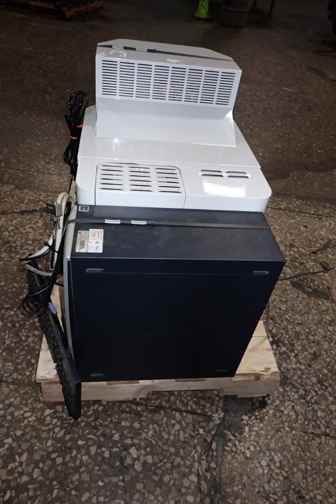 Mitutoyo Quickscope/qs2002 Vision Measuring Machine - Quickscope/qs2002