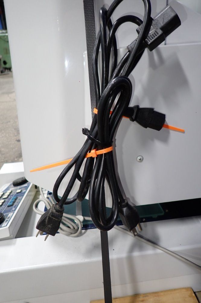 Mitutoyo Quickscope/qs2002 Vision Measuring Machine - Quickscope/qs2002