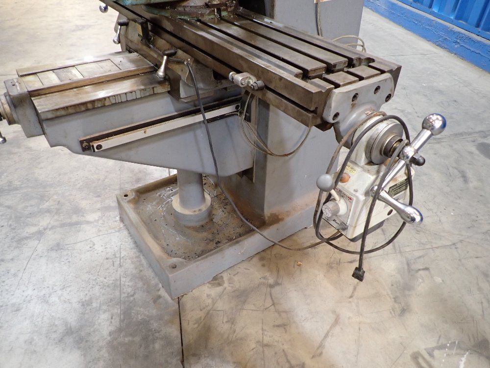 Enco 2.4kw/9.7a Vertical Milling Machine - 100-1598