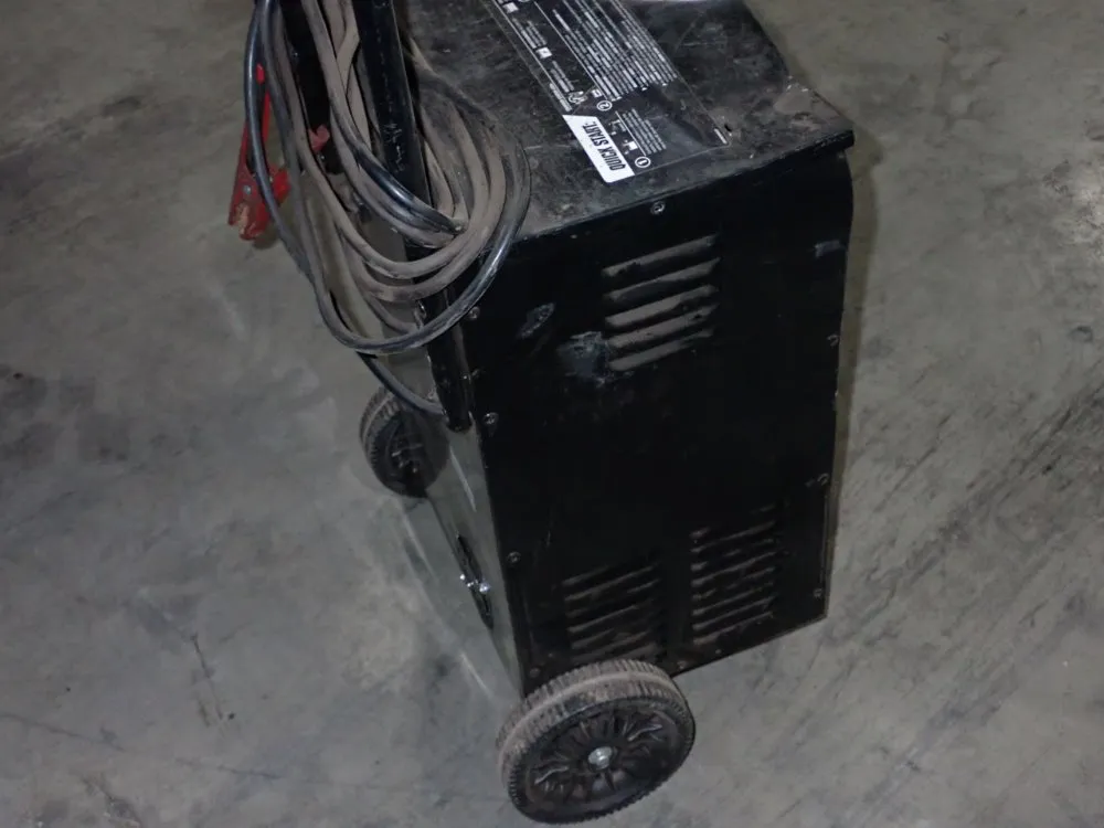 Schumacher Electric Battery Charger/starter - Se-4020-ca