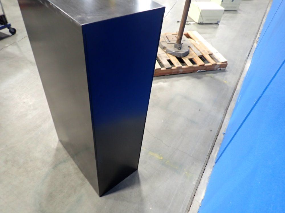 Hon 4 Drawer File Cabinet