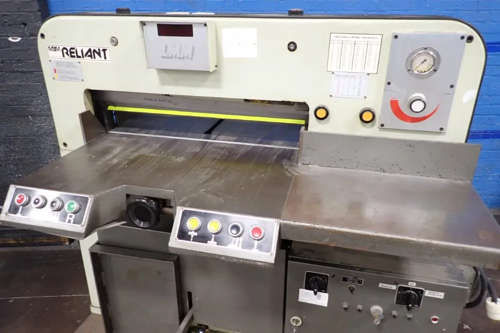 Mbm Reliant 30" W 30" Hydro Paper Shear - 30 Hydro