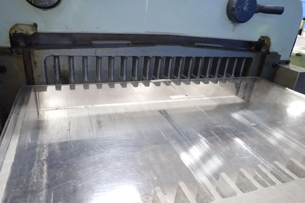 Mbm Reliant 30" W 30" Hydro Paper Shear - 30 Hydro