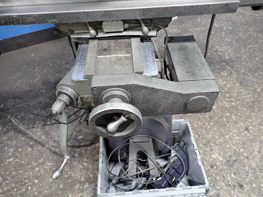 Bridgeport 48" X 9" Ez Trak Series Cnc Vertical Mill - Ez Trak Series