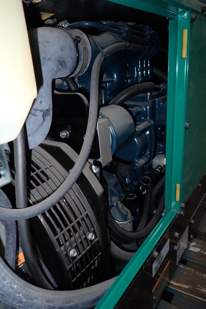 Cummins Onan 12kw Generator - Commercial Qd/12hdkcd-2209g