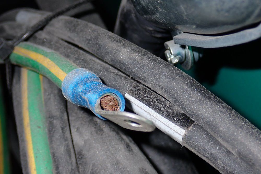 Cummins Onan 12kw Generator - Commercial Qd/12hdkcd-2209g