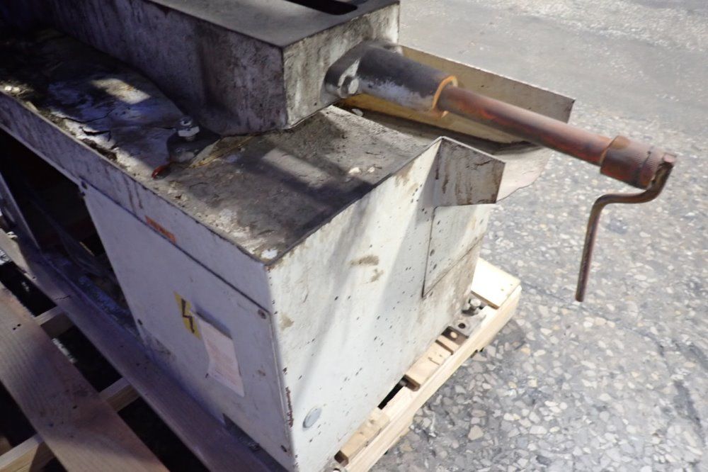 Clausing/kalamazoo 10" X 10 1/2" Kc1016vs Horizontal Band Saw - Kc1016vs