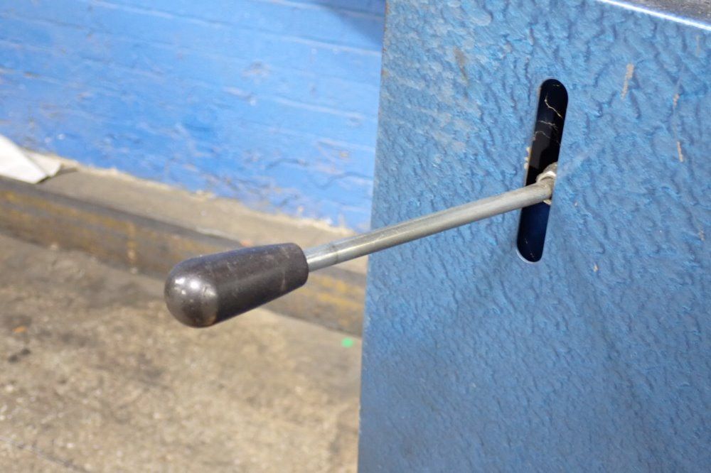 Metal Pro 40 Ton Iron Worker - Metal Pro/mp4000