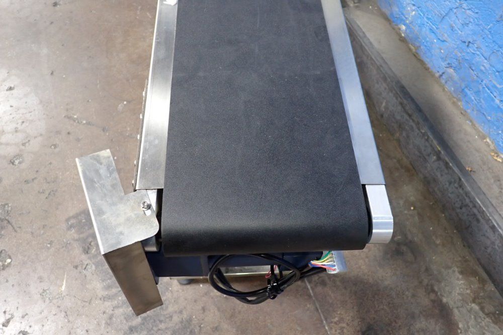 7 1/2" X 60" Power Belt Conveyor