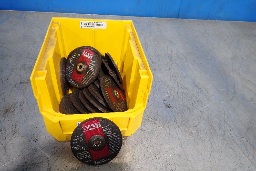 United Abrasives 4 1/4" Grinding Wheel - A24r-bf