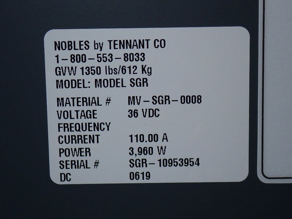 Tennant/nobles 24" Floor Scrubber - Speedgleam/sgr