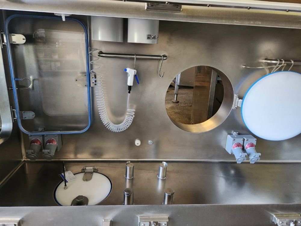 99" Telstar Compounding Isolator, S/s, (6) Glove