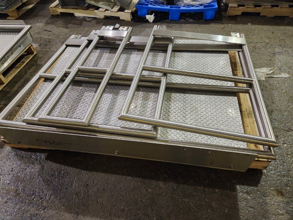 99" Telstar Compounding Isolator, S/s, (6) Glove