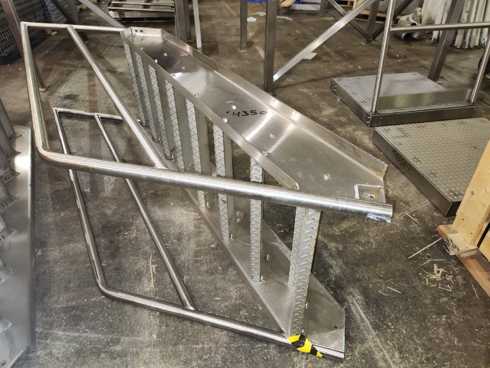 99" Telstar Compounding Isolator, S/s, (6) Glove