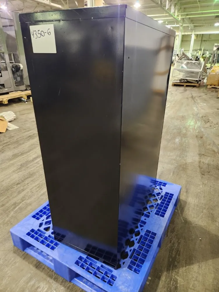 Steel File Cabinet, (4) Drawers