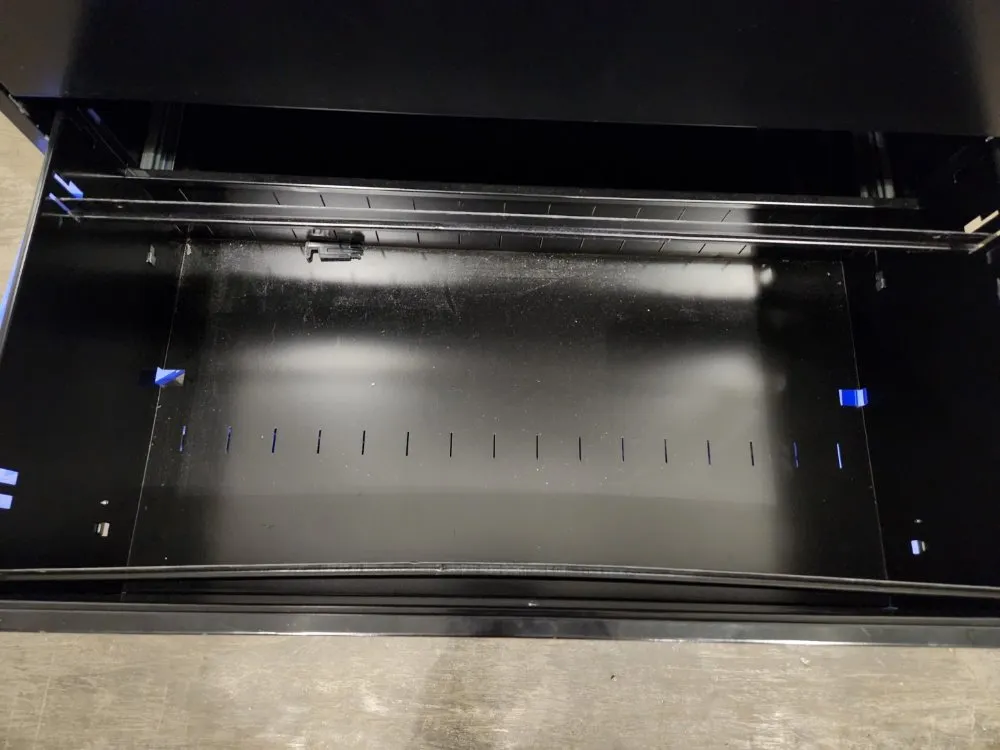 Steel File Cabinet, (4) Drawers