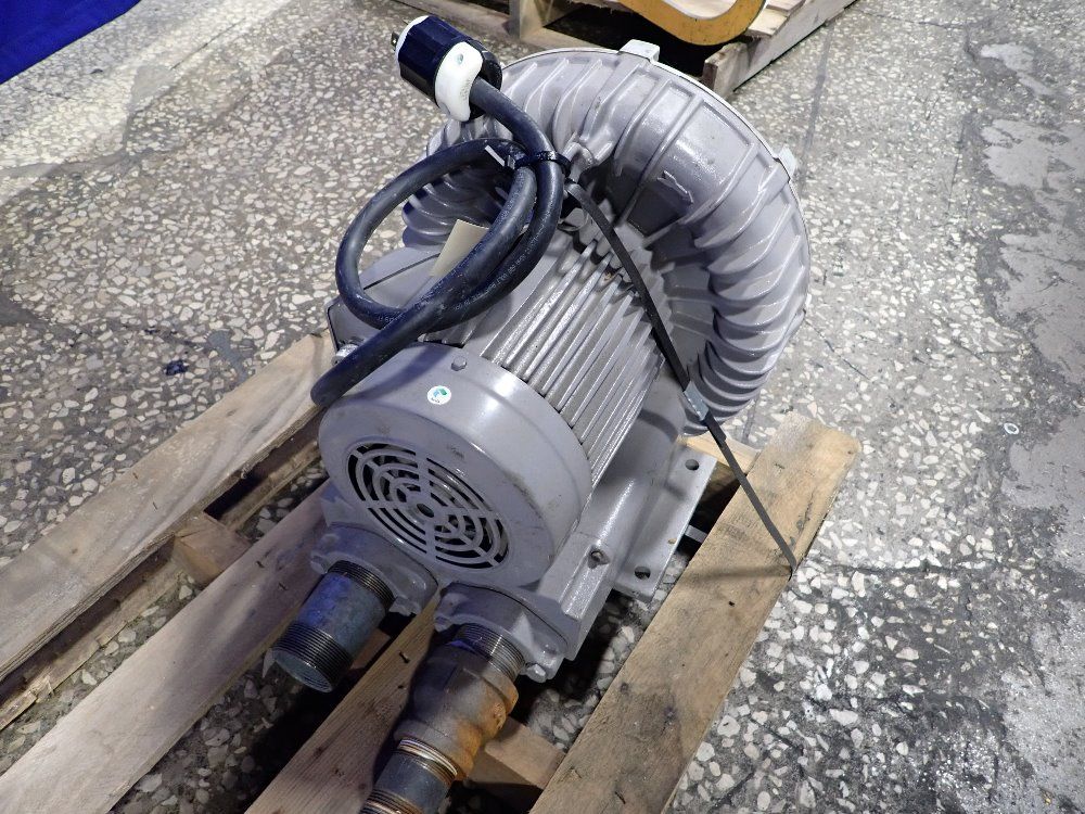 Fuji 4 1/2 Hp Vacuum Pump - Vfc600a-7w