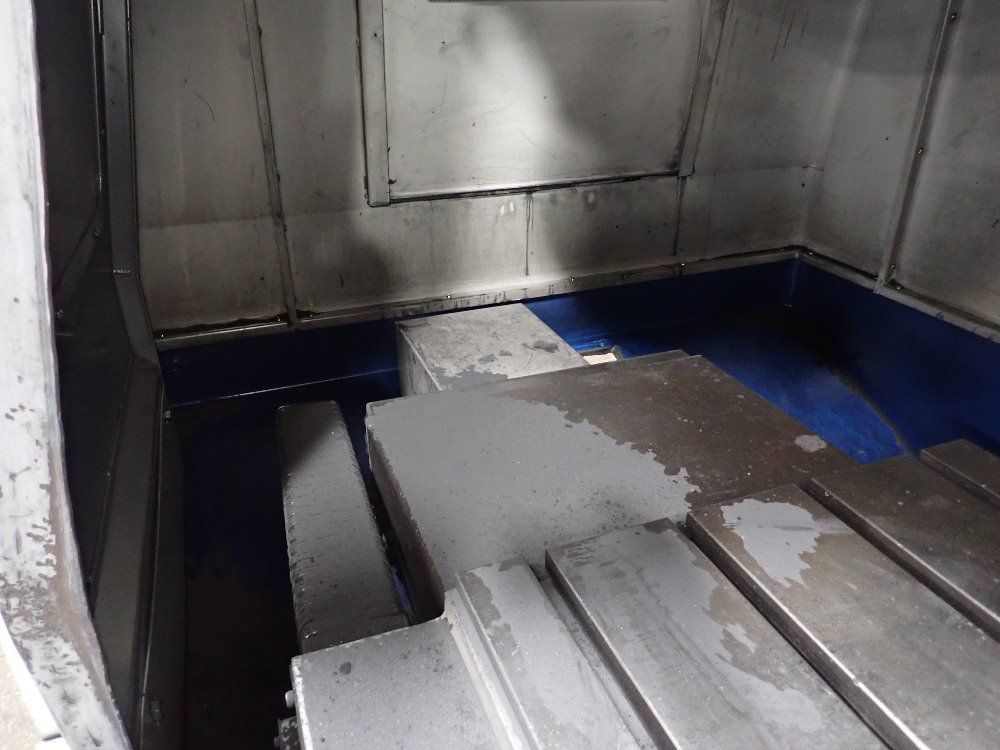 Daewoo 19 1/2" X 47" Cnc Vmc - Mynx-50